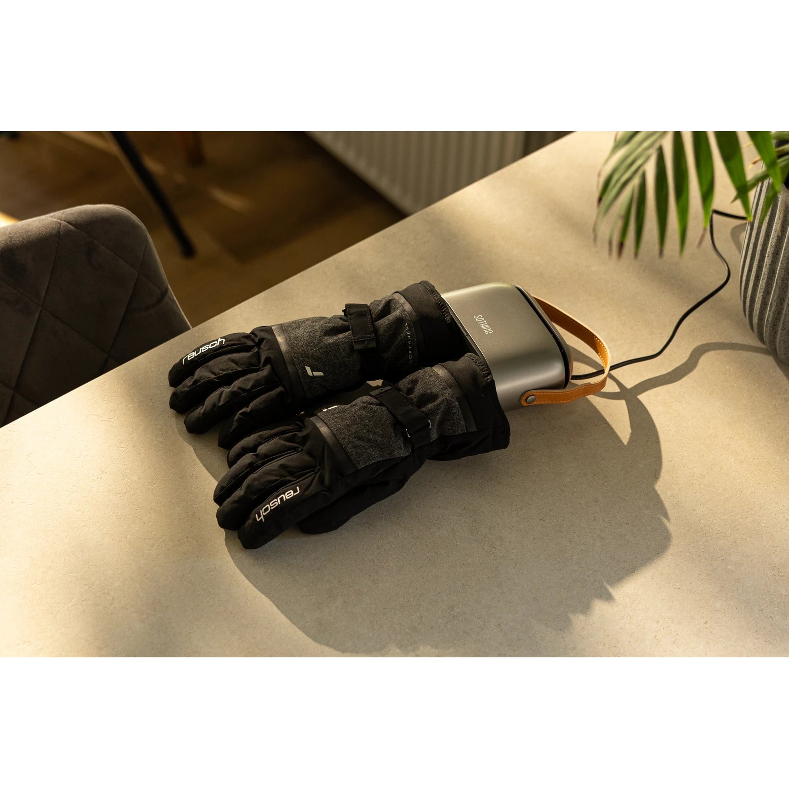 Ultra Grey original avec gants d'hiver ; suivez leur étiquette